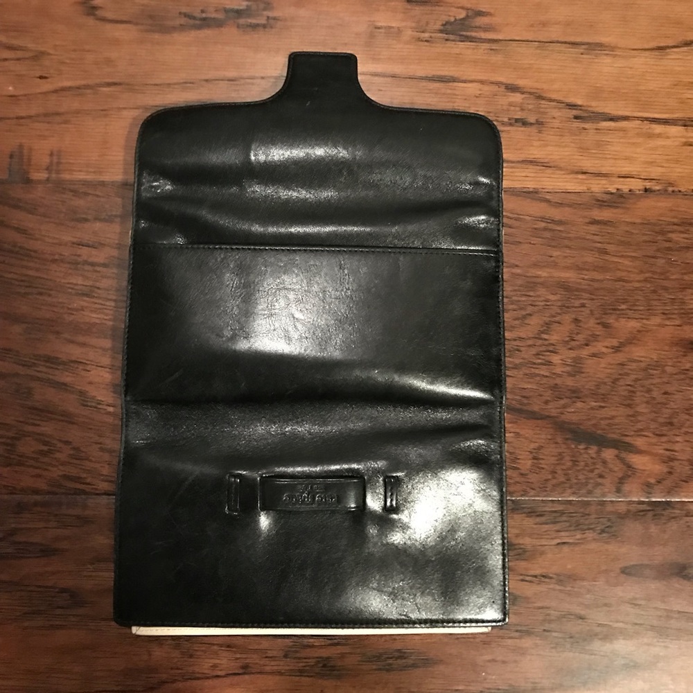 Kate Spade wallet - Picture 3 of 7